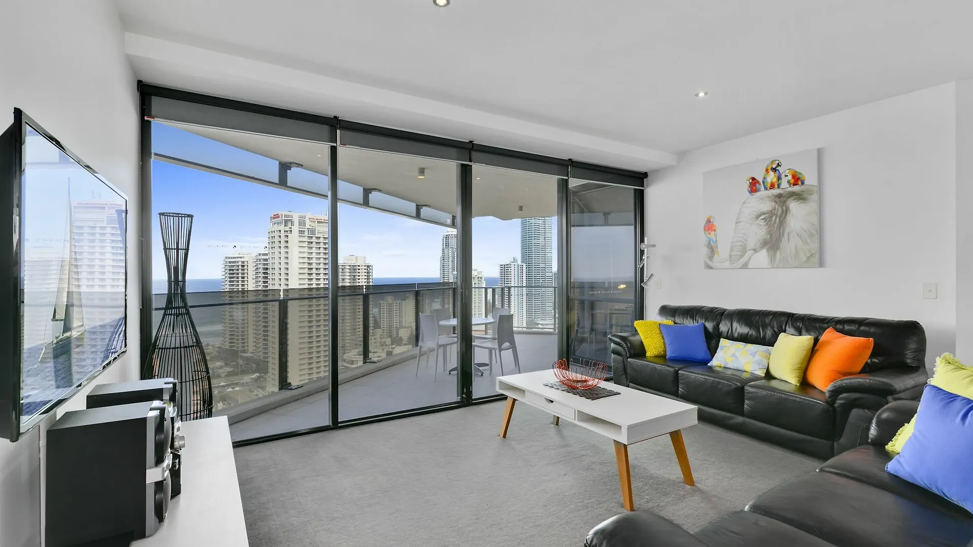 Apartment Stay - Circle On Cavill Gold Coast