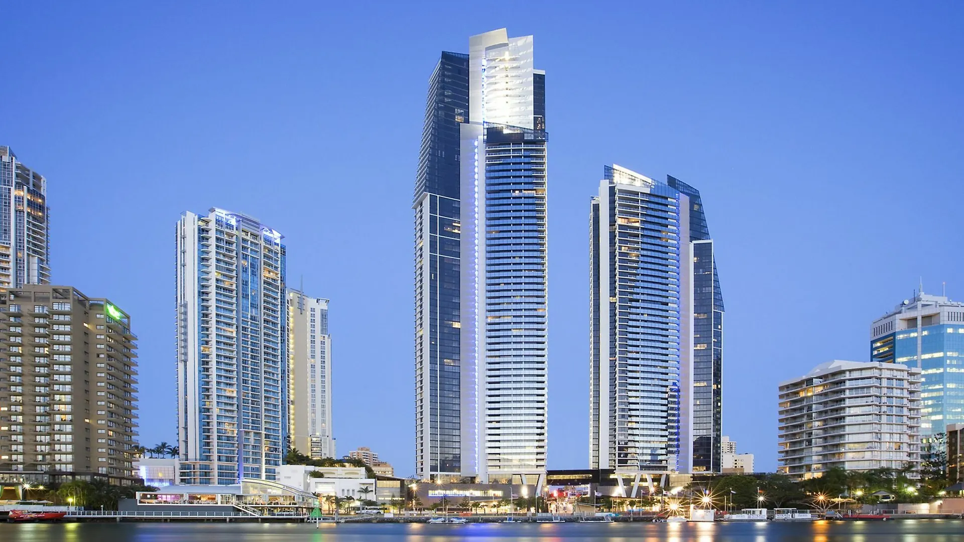Apartment Stay - Circle On Cavill Gold Coast