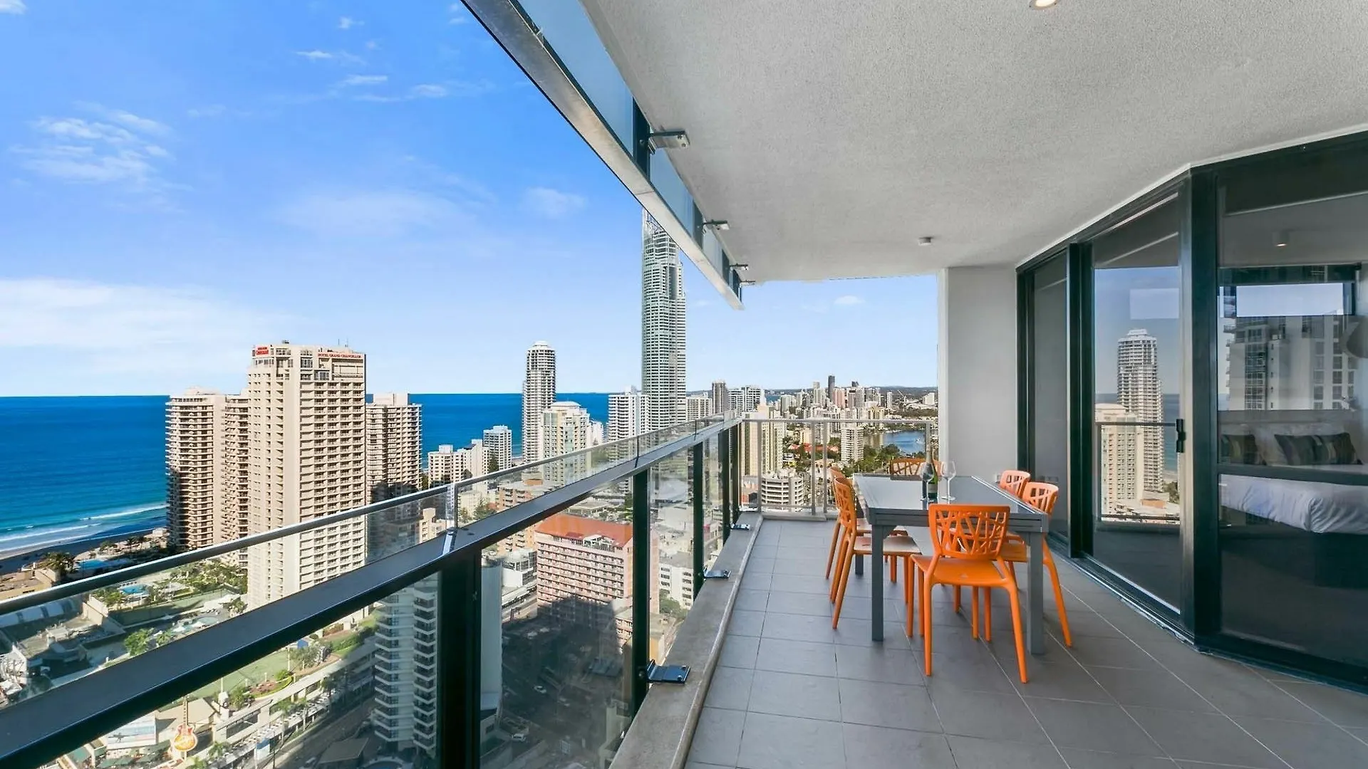 Apartment Stay - Circle On Cavill Gold Coast