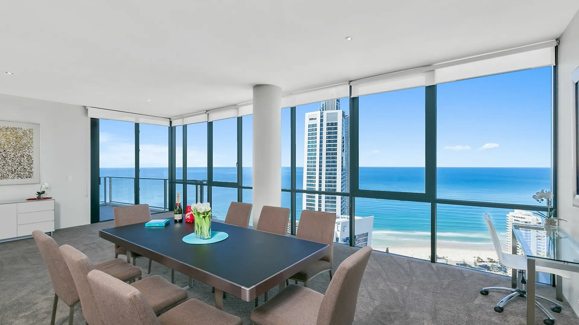 Apartment Stay - Circle On Cavill Gold Coast